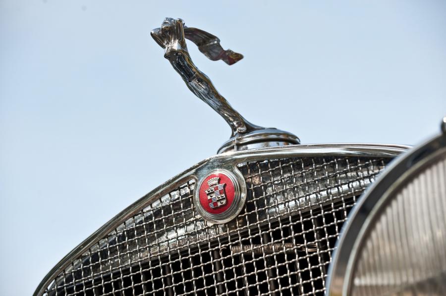  Cadillac Sixteen Roadster by Fleetwood 1930 года  (фото 15 из 19)